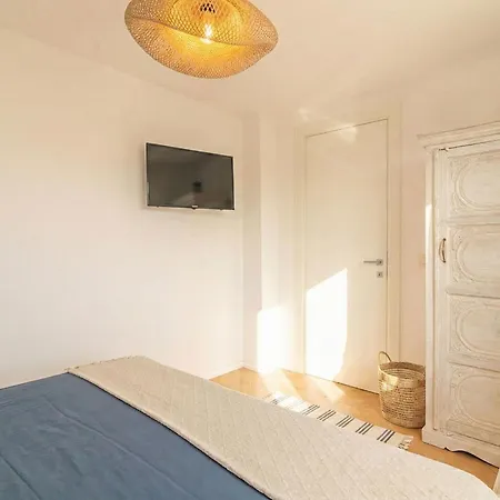 Semesterbostad Sabrina's By Interhome *